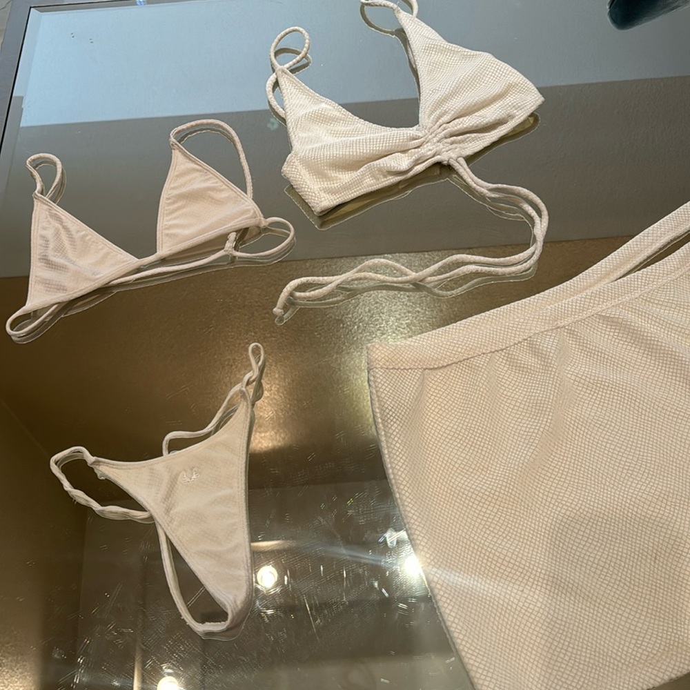 Minimale Animale White Snake Skin Bikini Cover up Set